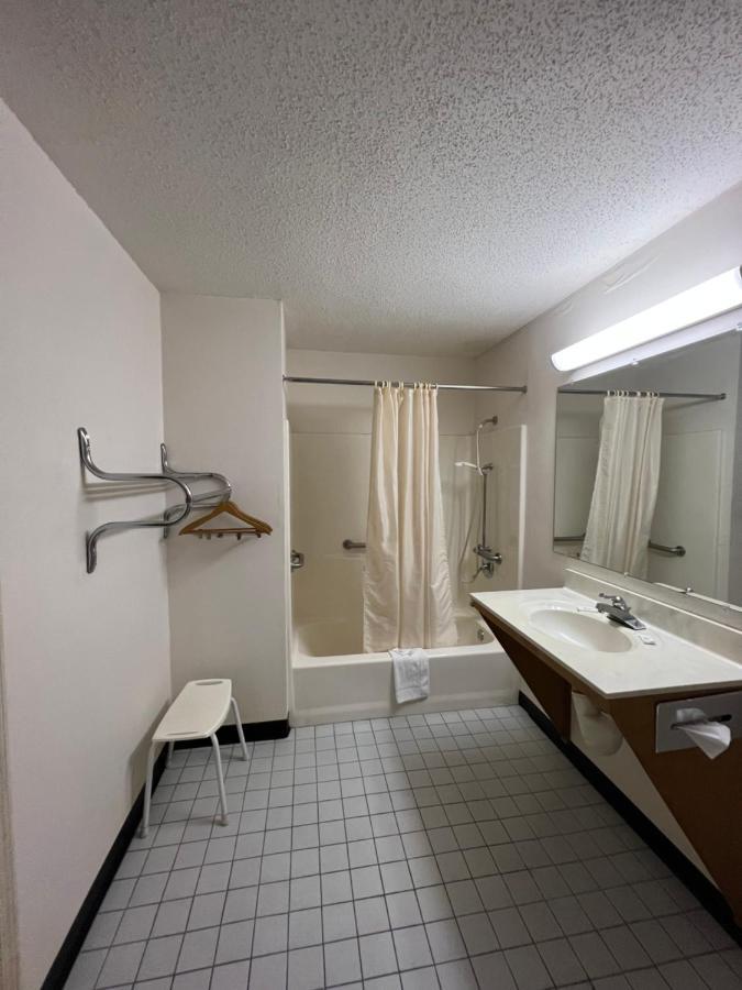 Garden Inn & Suites Metter Экстерьер фото